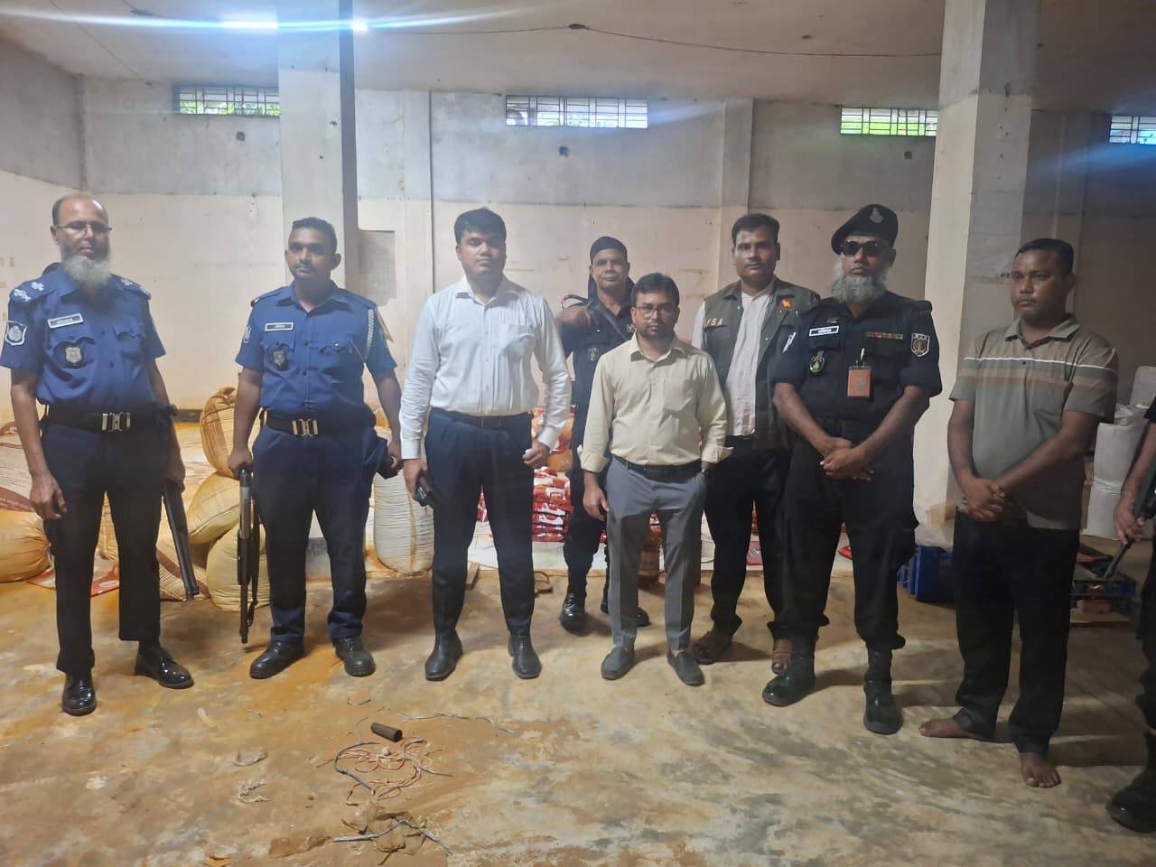 বগুড়ায় বিএসটিআই অনুমোদনহীন পণ্য উৎপাদন, কারখানা মালিককে ৫০ হাজার টাকা জরিমানা