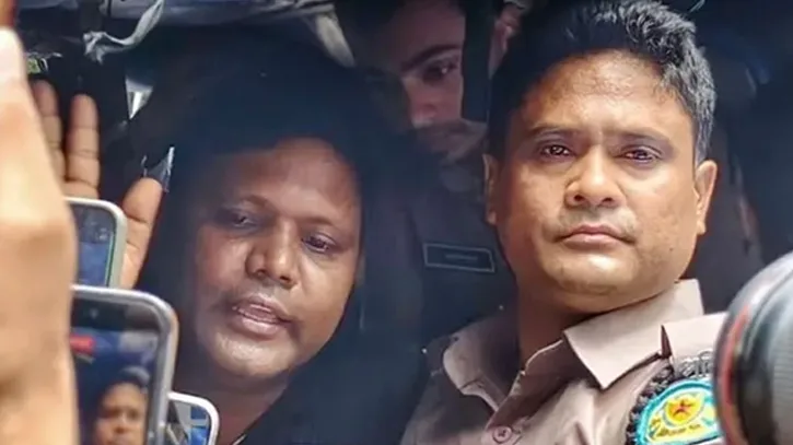 ধানমন্ডি ৩২-এ ফুল দিতে গিয়ে যুবলীগ কর্মী আটক