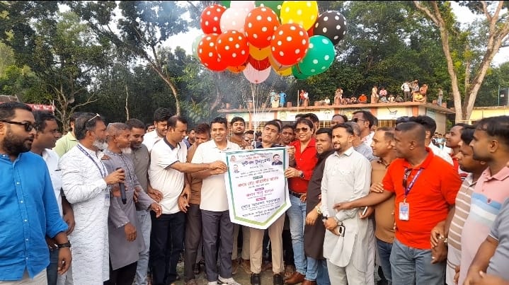 বগুড়া শাজাহানপুরে শহীদ জিয়া স্মৃতি ফুটবলের দ্বিতীয় সেমিফাইনাল অনুষ্ঠিত